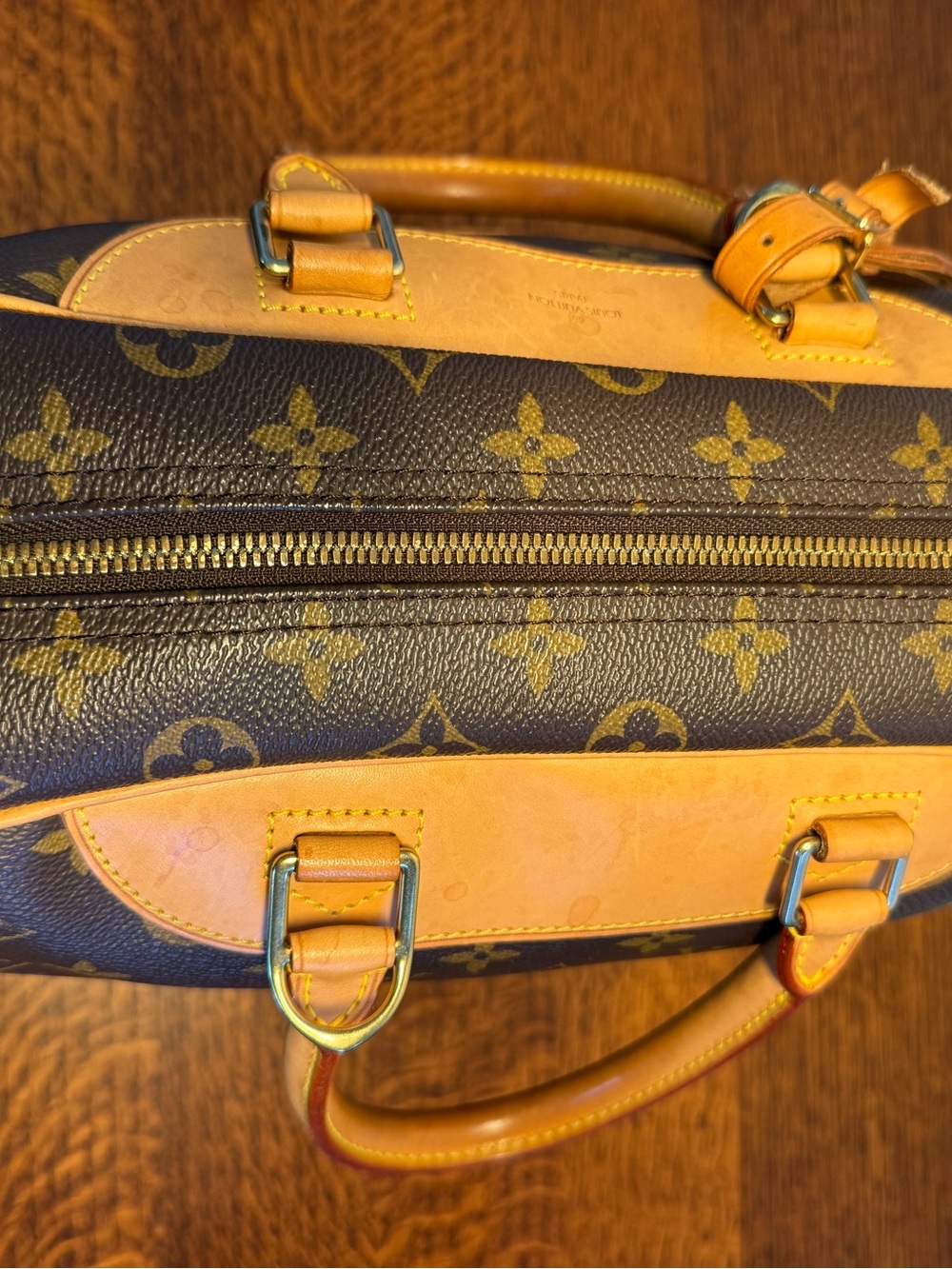 Louis Vuitton Vintage Deauville Monogram Bag with COA - Picture 10 of 16